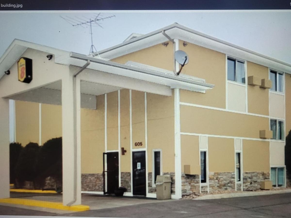 Cimarron Hills Super 8 By Wyndham Colorado Springs Peterson Space Force מראה חיצוני תמונה